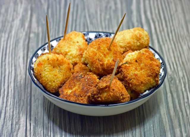 Réaliser des croquettes de poulet parfaites pour les tapas